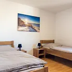 Burghauser Franzi - Tolle Fuer 4 Bis 5 Personen *