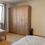 Burghauser Franzi - Tolle Fuer 4 Bis 5 Personen