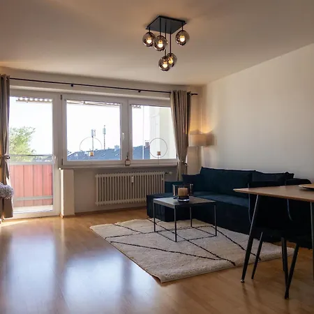 Burghauser Franzi - Tolle Fuer 4 Bis 5 Personen *